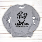 Lofaris Grandma With Facekids Grandkids Hands christmas Sweatshirt